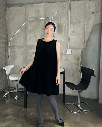 Velvet A-Line Mini Jurk – Tijdloos & Elegant