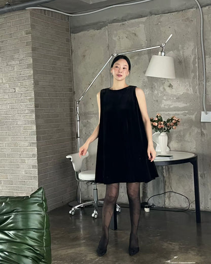Velvet A-Line Mini Jurk – Tijdloos & Elegant