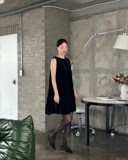Velvet A-Line Mini Jurk – Tijdloos & Elegant