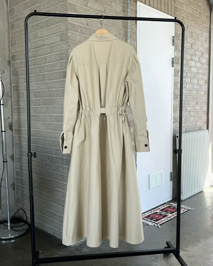 Elegante Beige Button-Down Midi Jurk met Tailleceintuur - Mykstyle