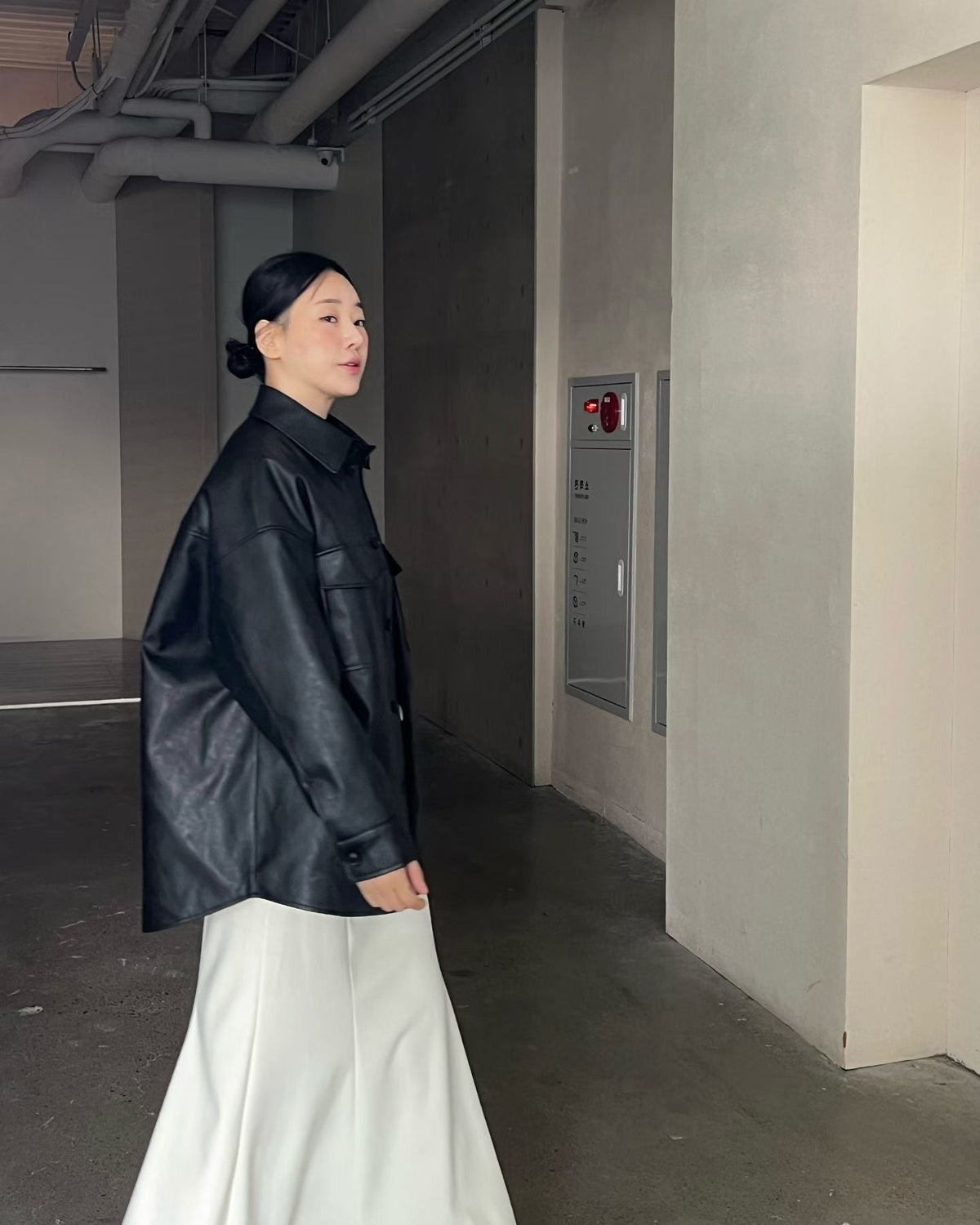 Minimal Leather Overshirt Jacket – Black - Mykstyle